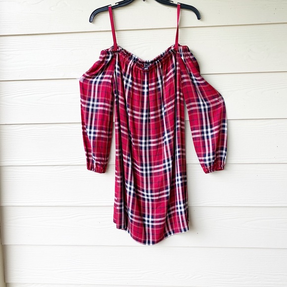 Chelsea & Theodore off the Shoulder Plaid Dress - Picture 2 of 6